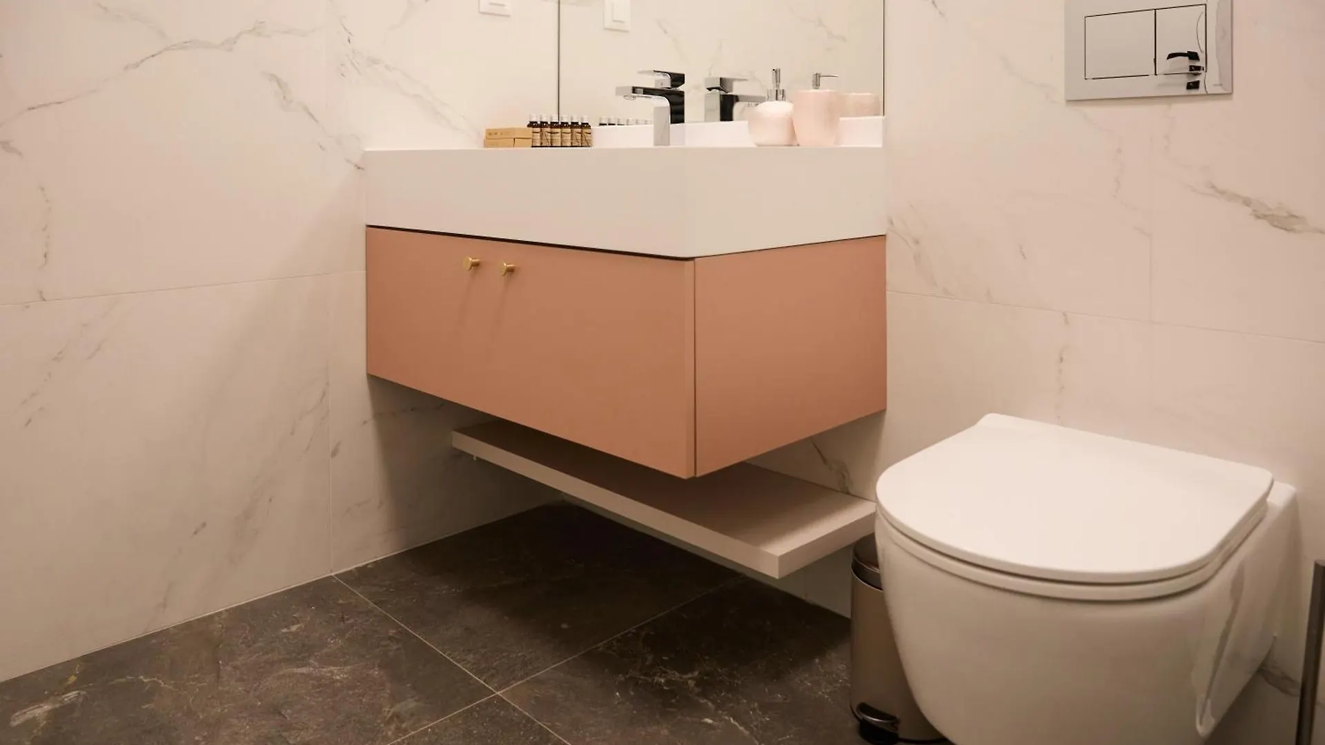 Miss Pink I Apartament Cu Un Dormitor I One Cotroceni Park Bucureşti